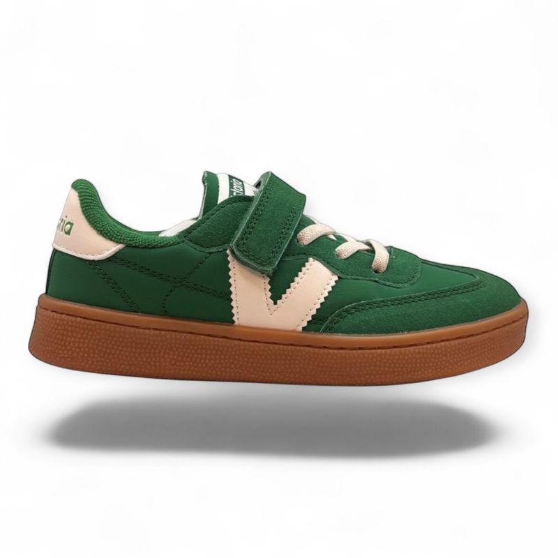 256109 Victoria sneaker groen met elastische veters