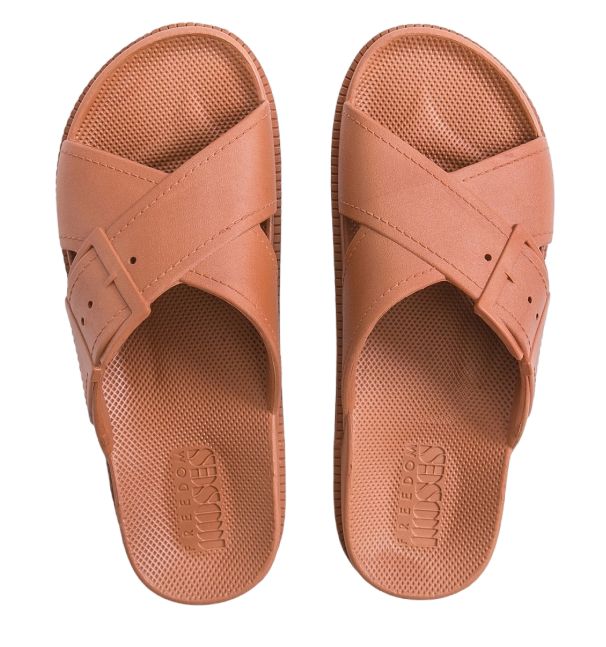 Moses slipper X Toffee
