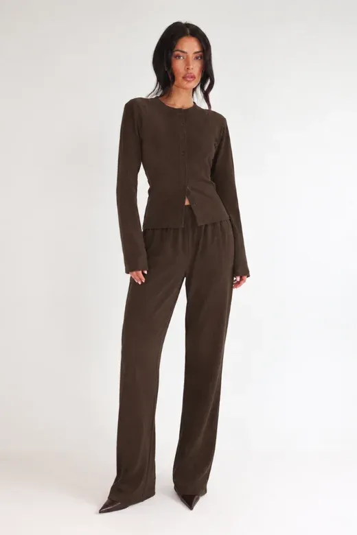 Unique the Label - Haily Button Top Cacao