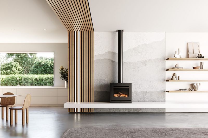 Rinnai SS850 Gas Fireplace (Freestanding)