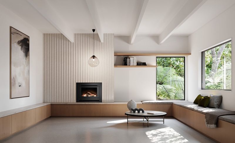 Rinnai SS850 Gas Fireplace Inbuilt