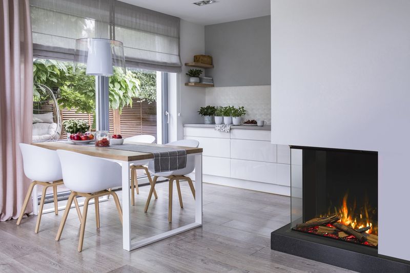 Rinnai ES750 Electric Fireplace