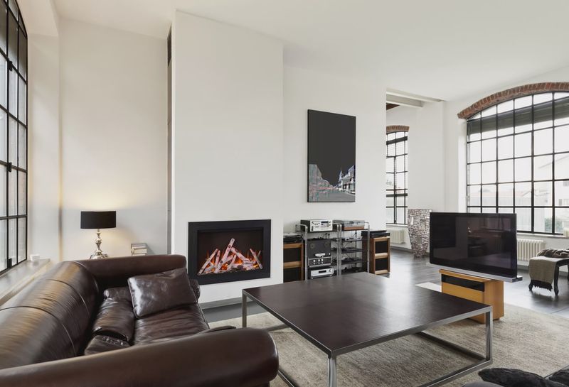 Amantii Traditional Bespoke Series Electric Fireplace
