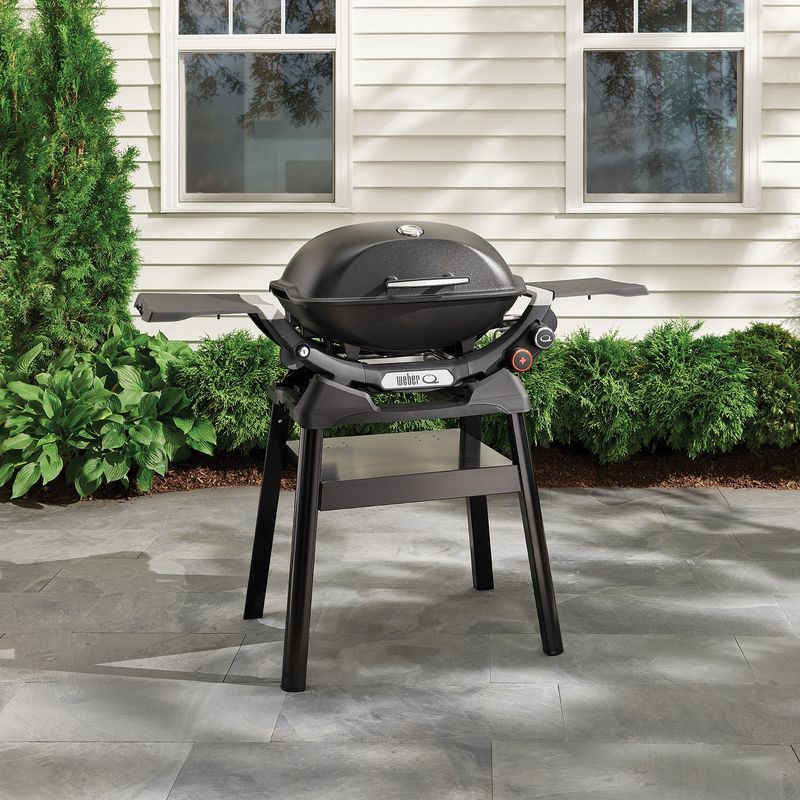 Baby Q + Q Compact Stand