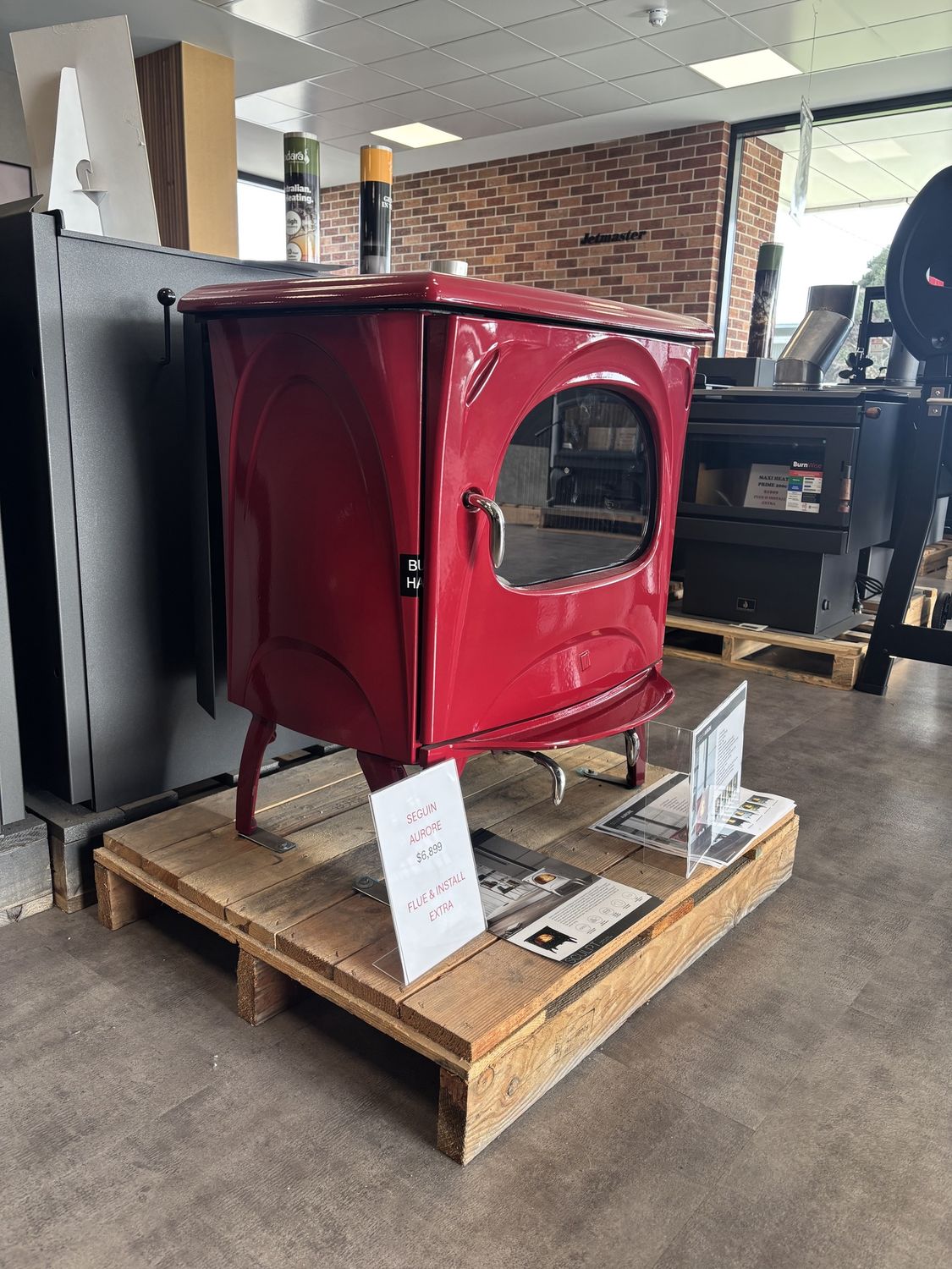 Seguin Aurore Freestanding Red Wood Heater (Floor Model)