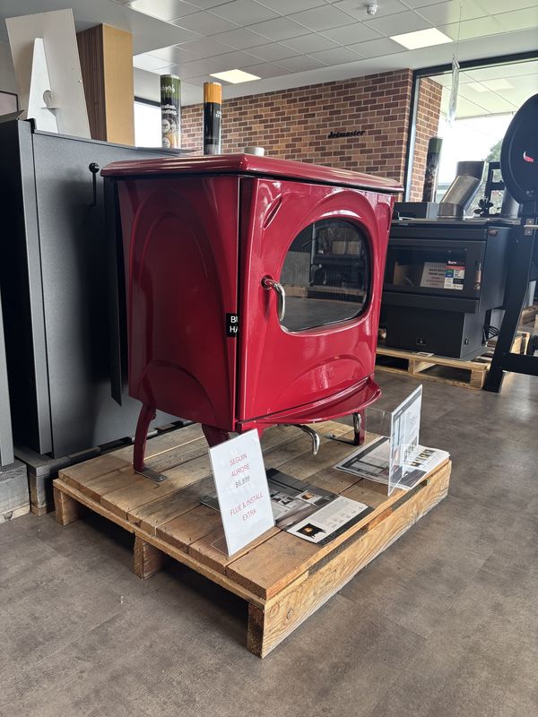 Seguin Aurore Freestanding Red (Floor Model)