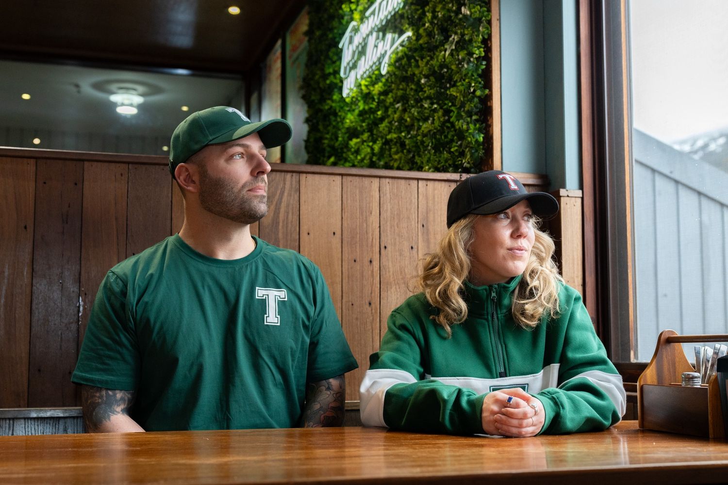 Thredbo Collegiate SS Tee