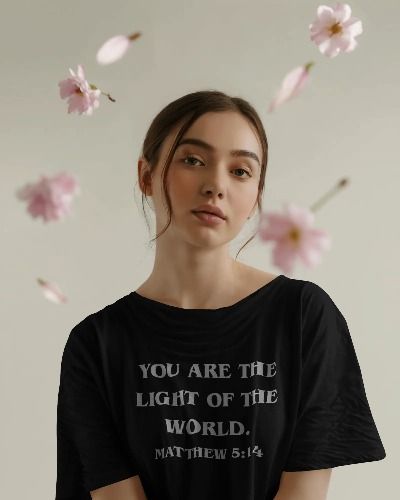 UNISEX CLASSIC TEE