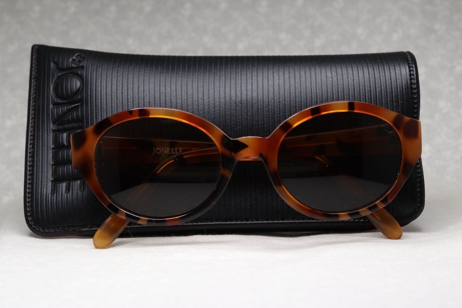 Jonelle tortoiseshell sunglasses
