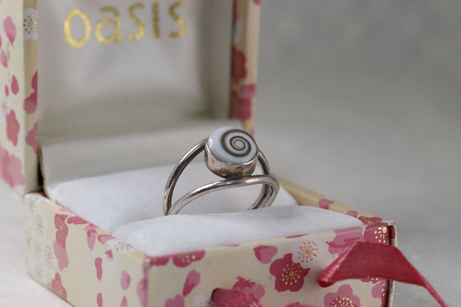 Oasis silver swirl stone ring Size N