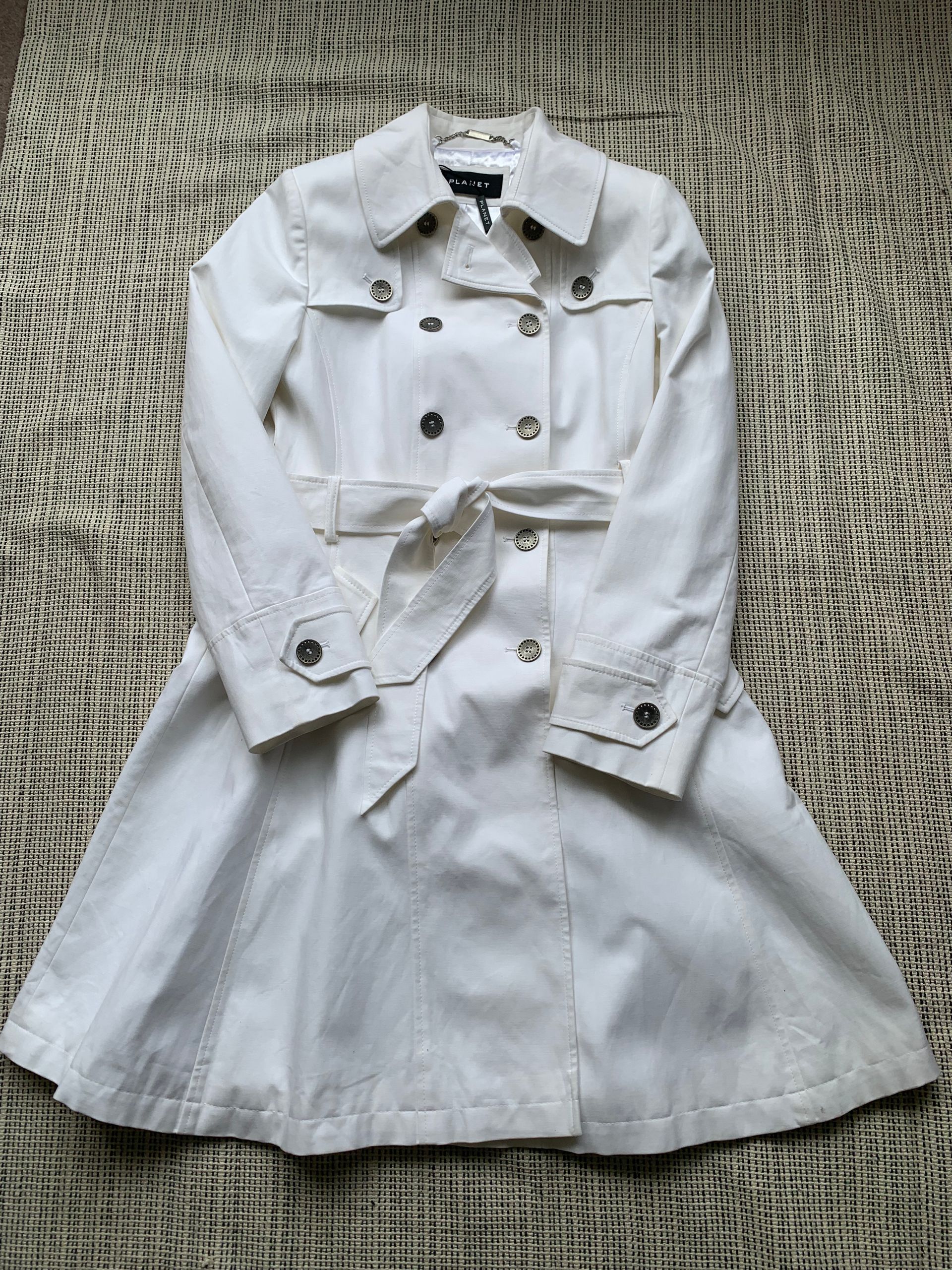 Planet off-white trench coat (with marks) Size 8