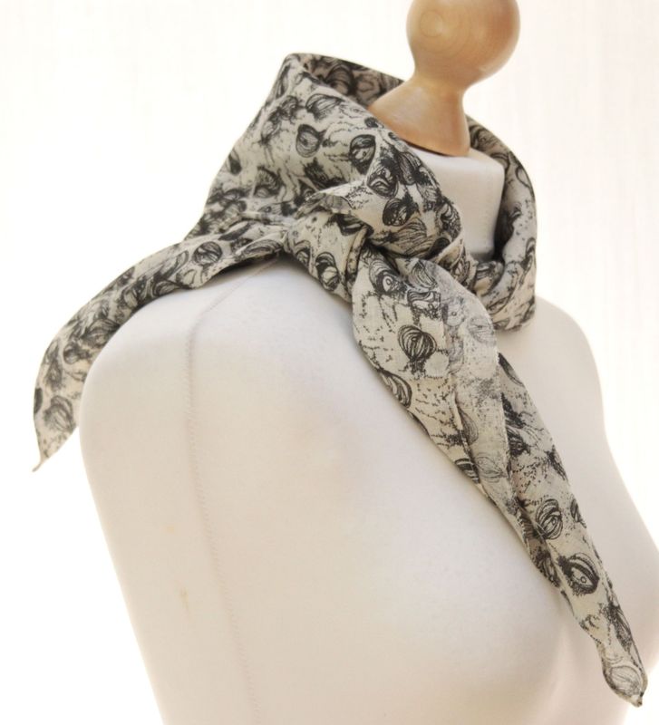 Rützou off-white & grey print cotton scarf