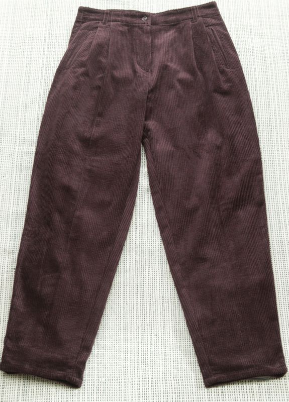 Benetton burgundy high rise corduroy trousers Size 46 UK 12