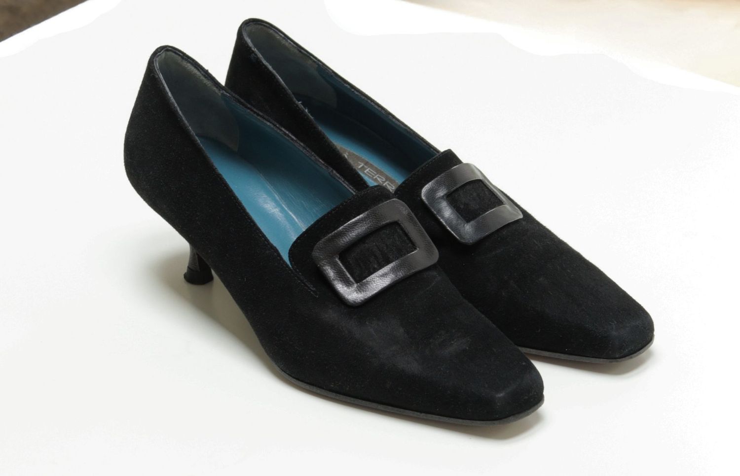 ​Pied à Terre black suede kitten heels Size 37 UK 4