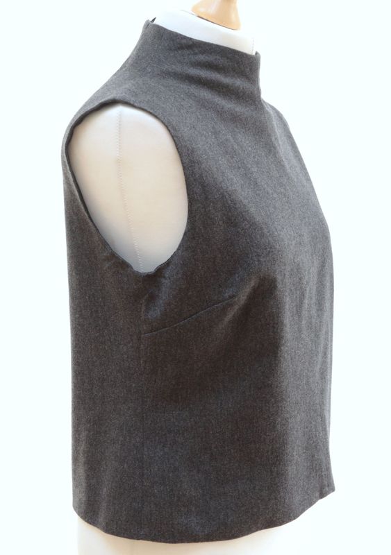 ​Next charcoal wool sleeveless top Size UK 14