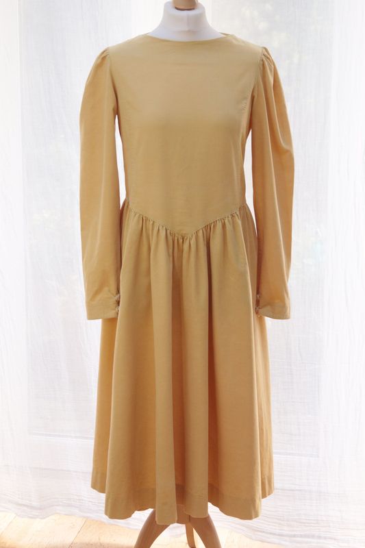 Laura Ashley soft yellow corduroy midi-length dress Size 14 (repaired)