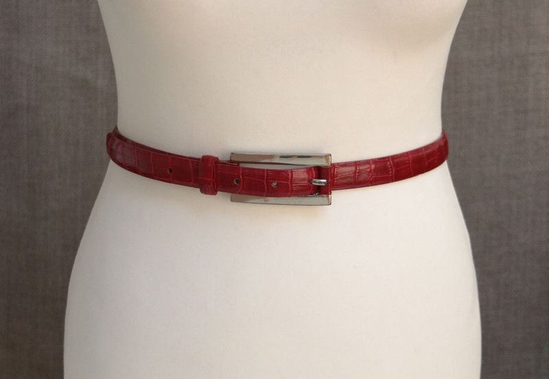 Caractère red leather belt Size UK L