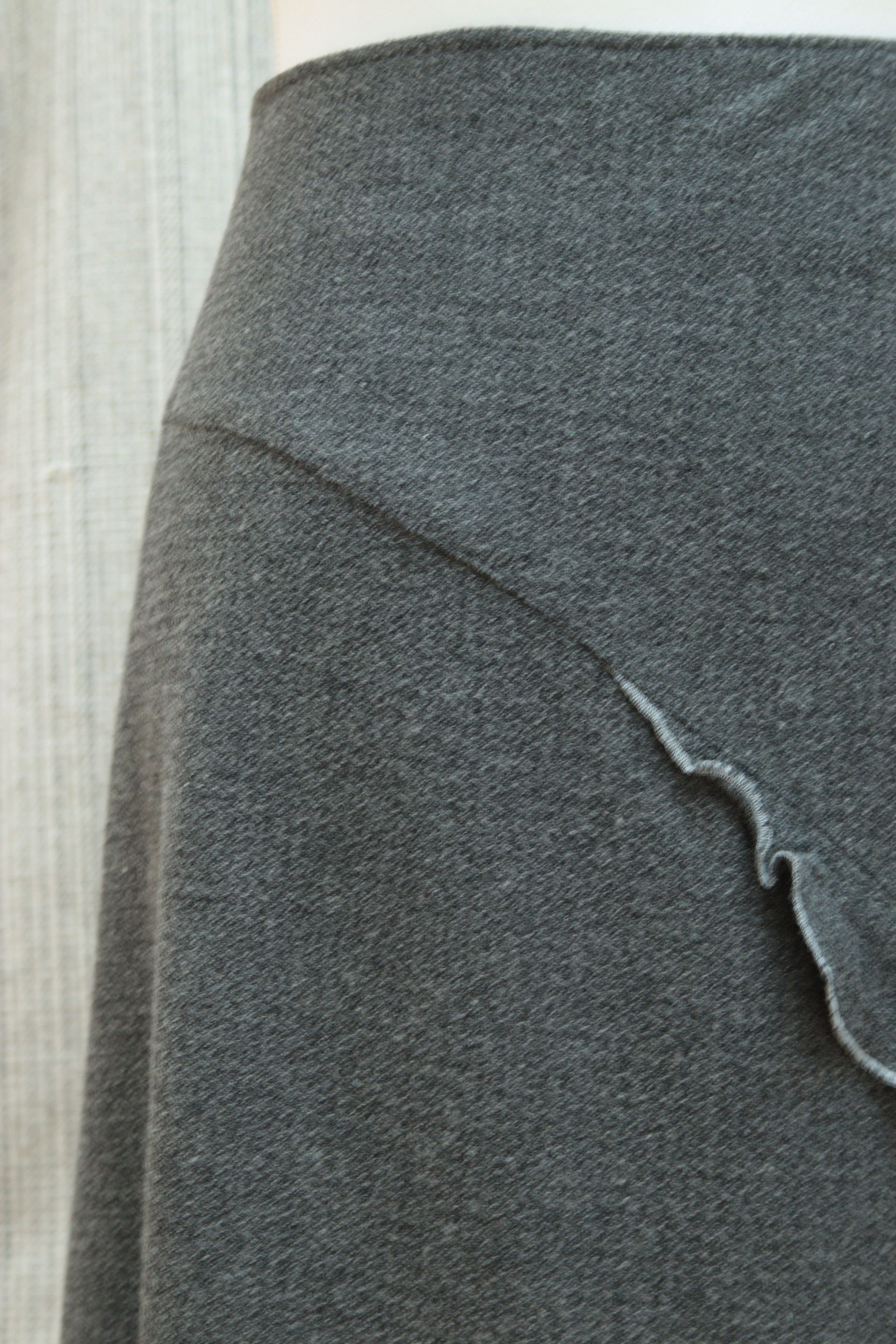 Avoca grey wool-blend long skirt Size UK 12