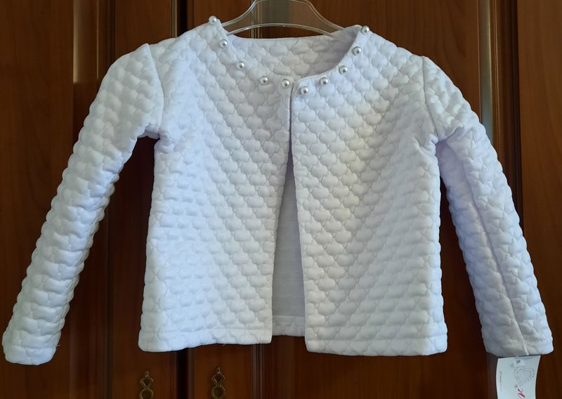 Bolerko dla dziewczynki w kolorze białym Bolerko dla dziewczynki w kolorze białym