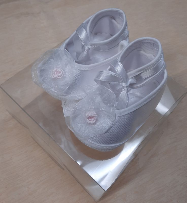 Buty białe do chrztu dla dziewczynki Buty białe do chrztu dla dziewczynki