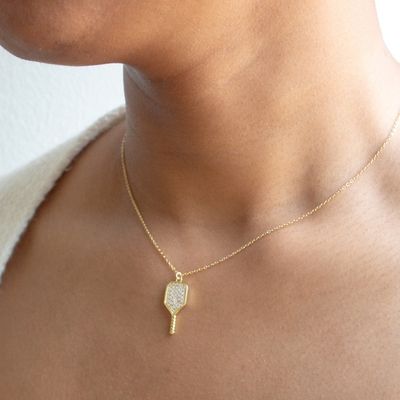 THE HEIGHTS EDIT HF08 GV PICKELBALL PENDANT NECKLACE