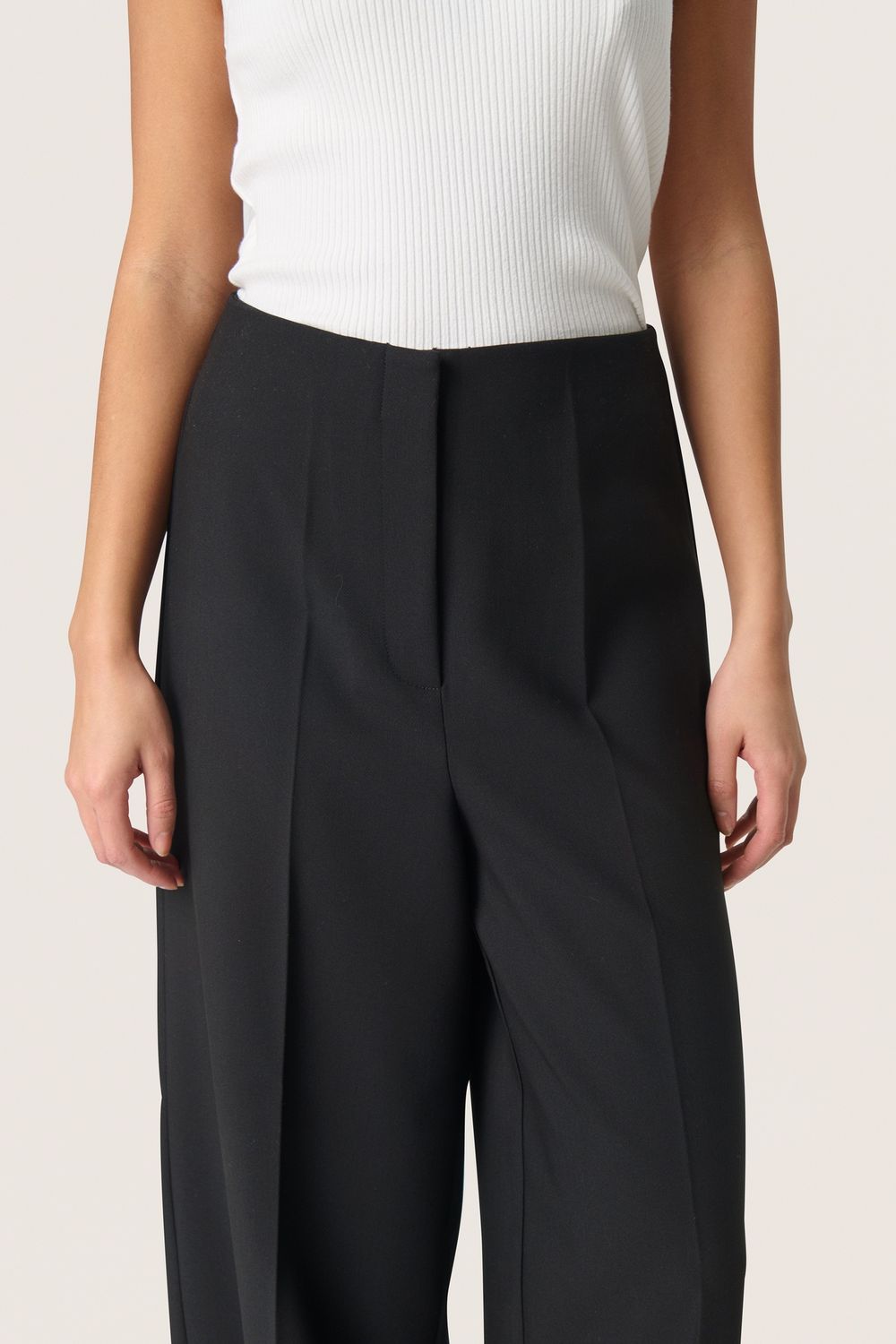 SOAKED 30407013 CORINNE WIDE CROP TROUSER, COLOUR: BLACK, SIZE: XS