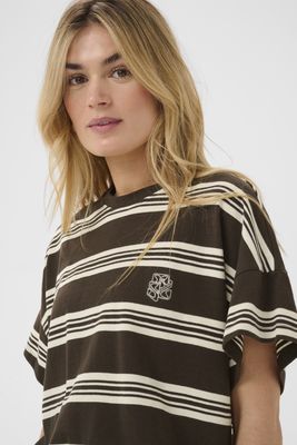 SHORT SLEEVE