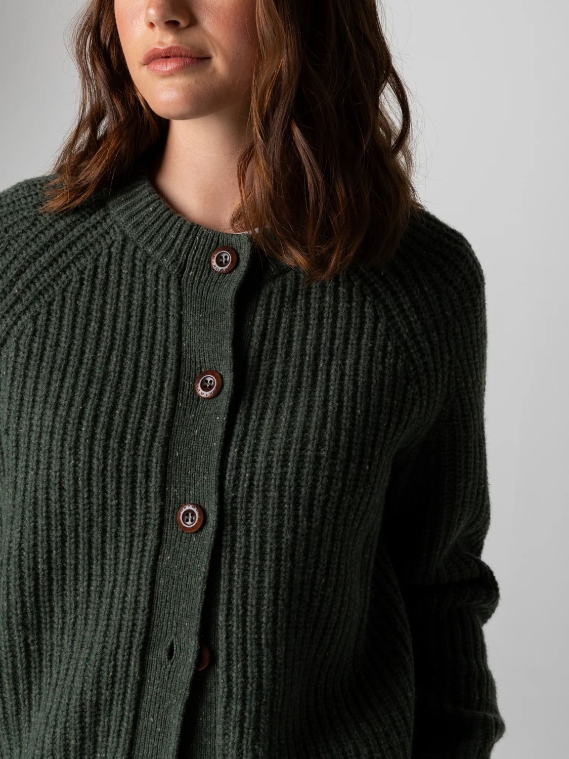FINISTERRE WOMEN'S MORA WOOL KNIT CARDIGAN, COLOUR: EVERGREEN, SIZE: 8/SMALL