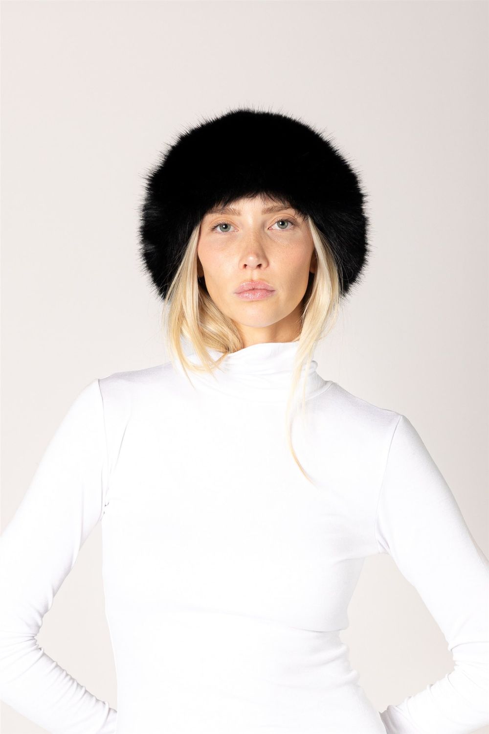 LYLA &amp; LUXE FAUX FUR HAT