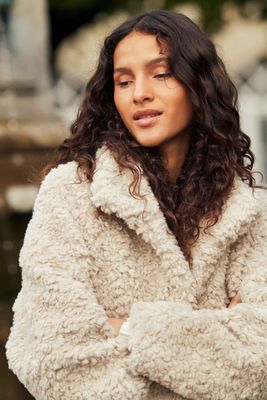 ST TROPEZ SYLVANA TEDDY JACKET