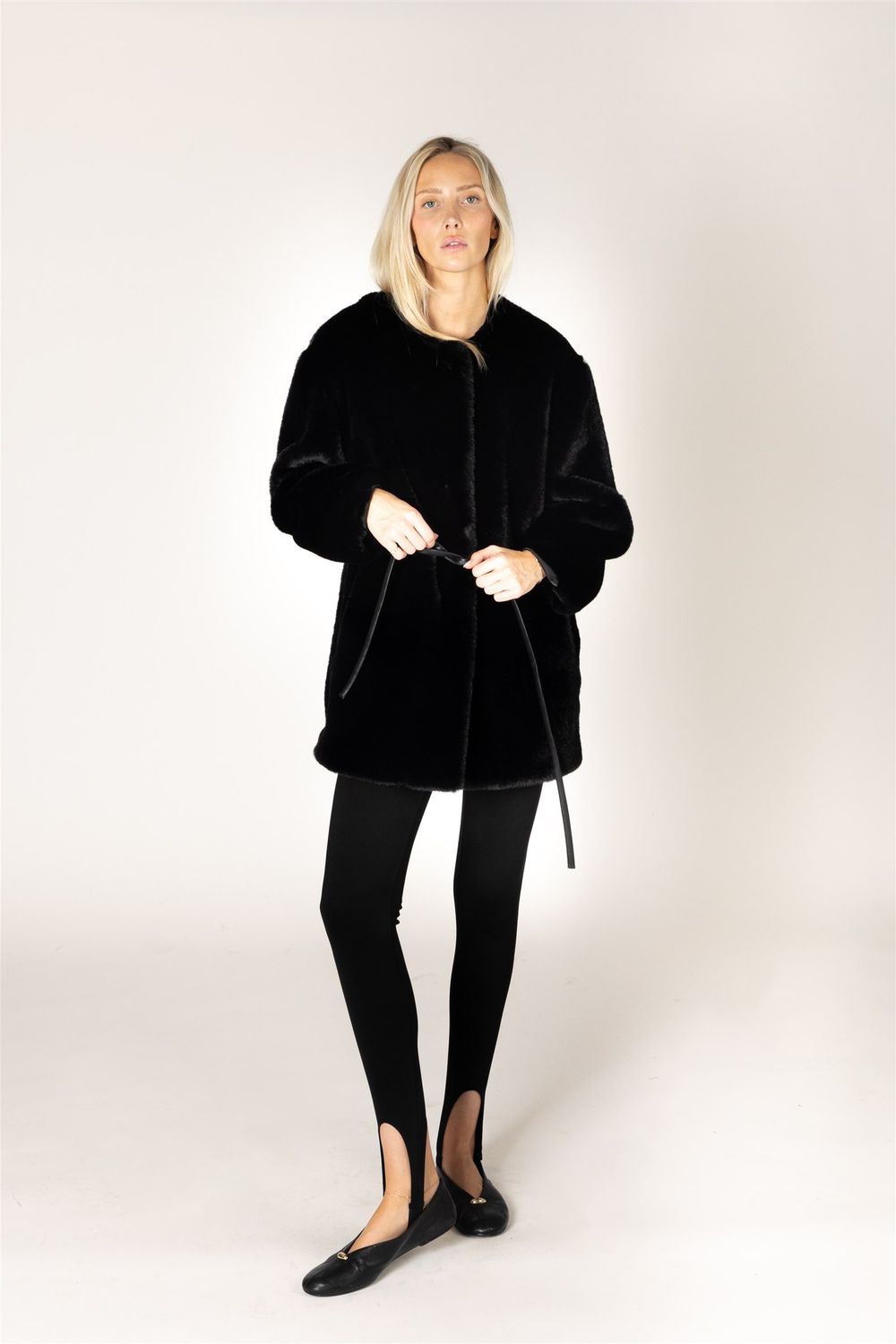 LYLA &amp; LUXE KELILA FAUX FUR JACKET, COLOUR: BLACK, SIZE: XS