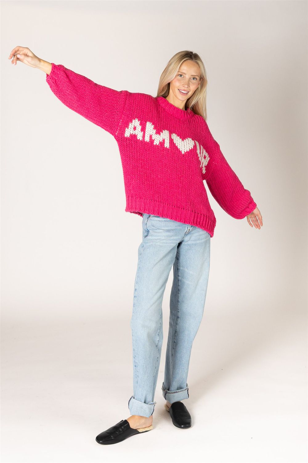 LYLA &amp; LUXE LAINEY HAND KNIT AMOUR SWEATER, COLOUR: CERISE/OFF WHITE, SIZE: XS