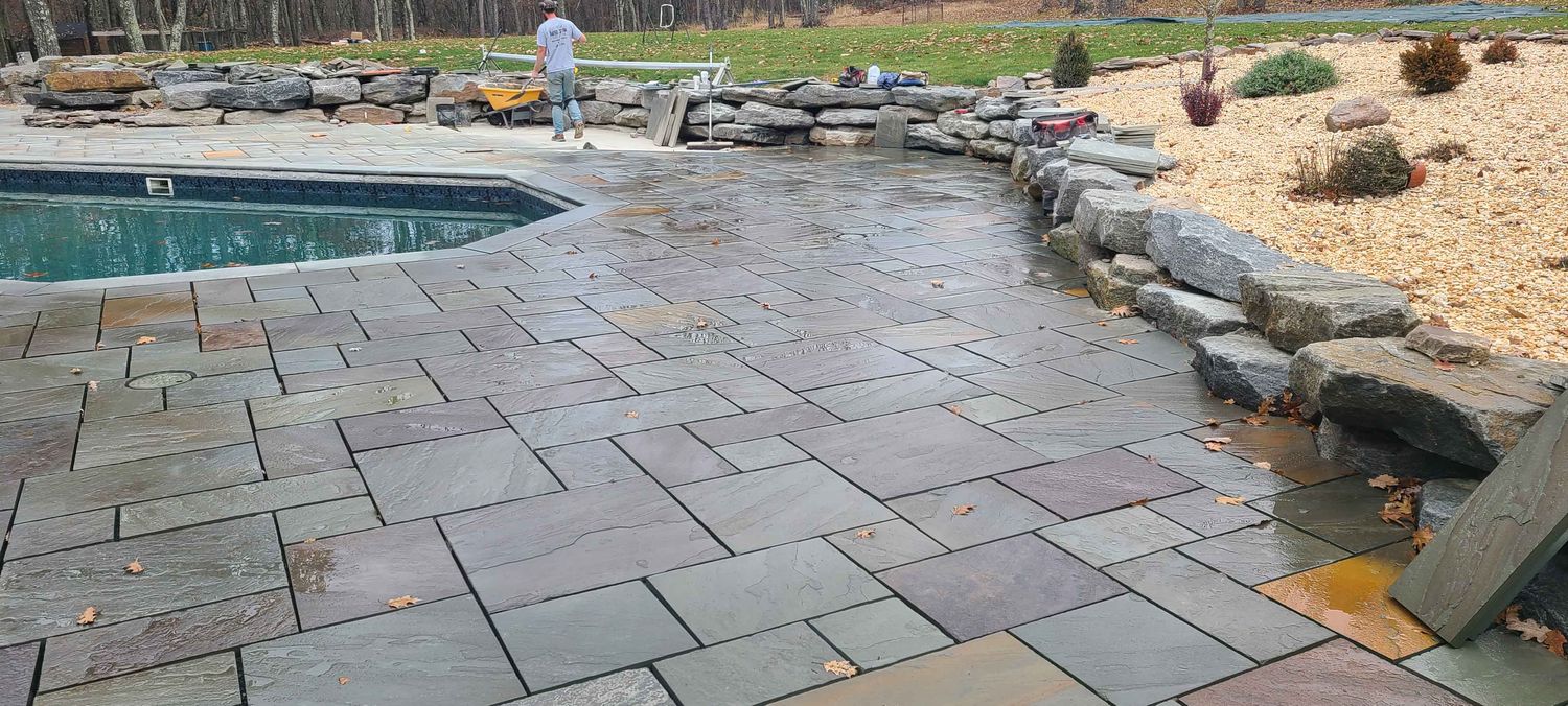 PA Bluestone Pavers - 1.5" Thermal (blue)