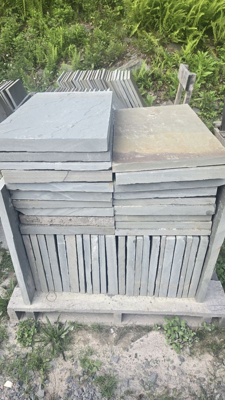 PA Bluestone Pavers - 1.5" Natural (full color)