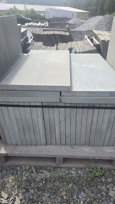 PA Bluestone Pavers - 1.5" Thermal (full color)