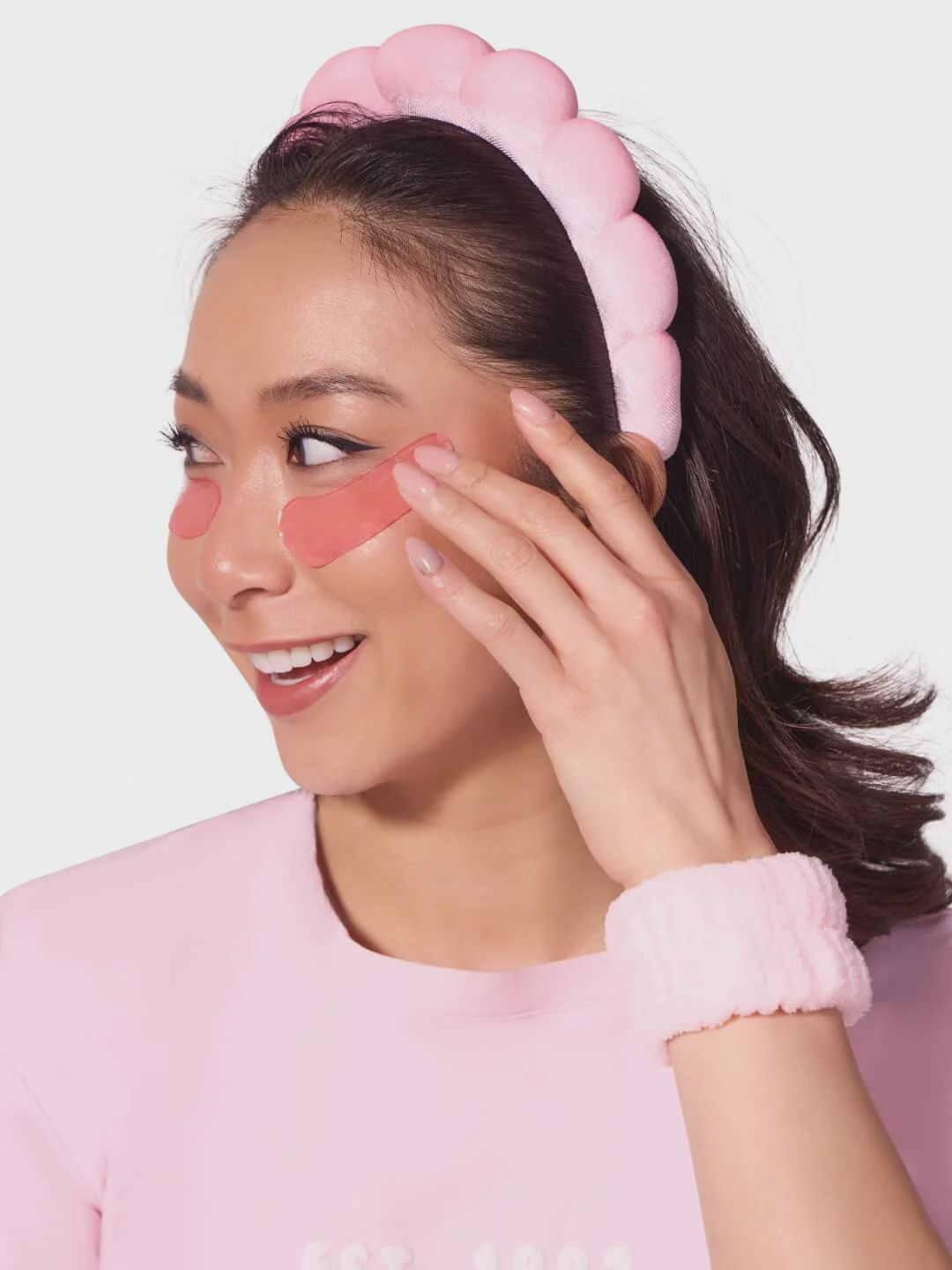 Glow Away Puffy Cooling Eye Mask