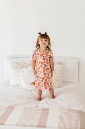 GIRL'S NIGHT GOWN