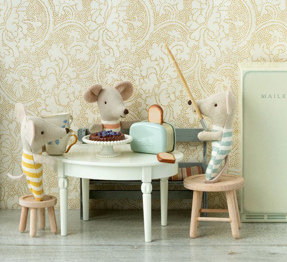 toaster, mouse- mint