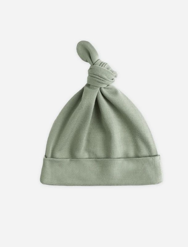 BAMBOO KNOTTED BABY HAT || FERN