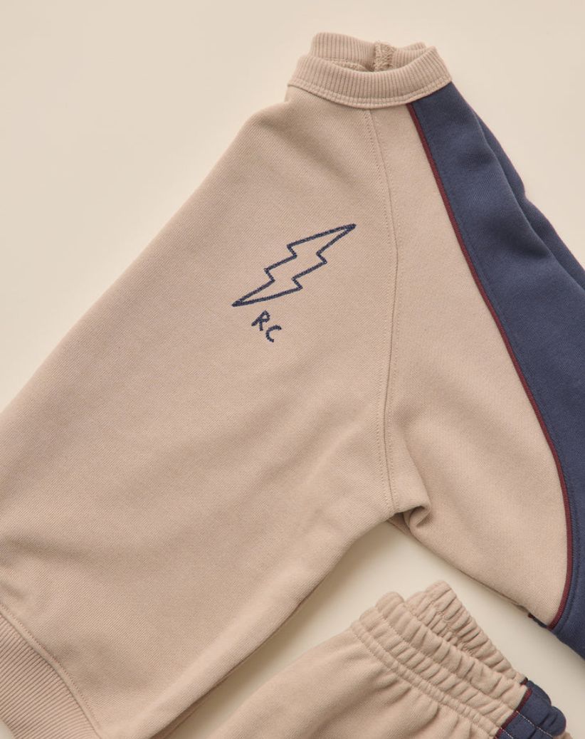 PANELED SWEATSHIRT || STONE