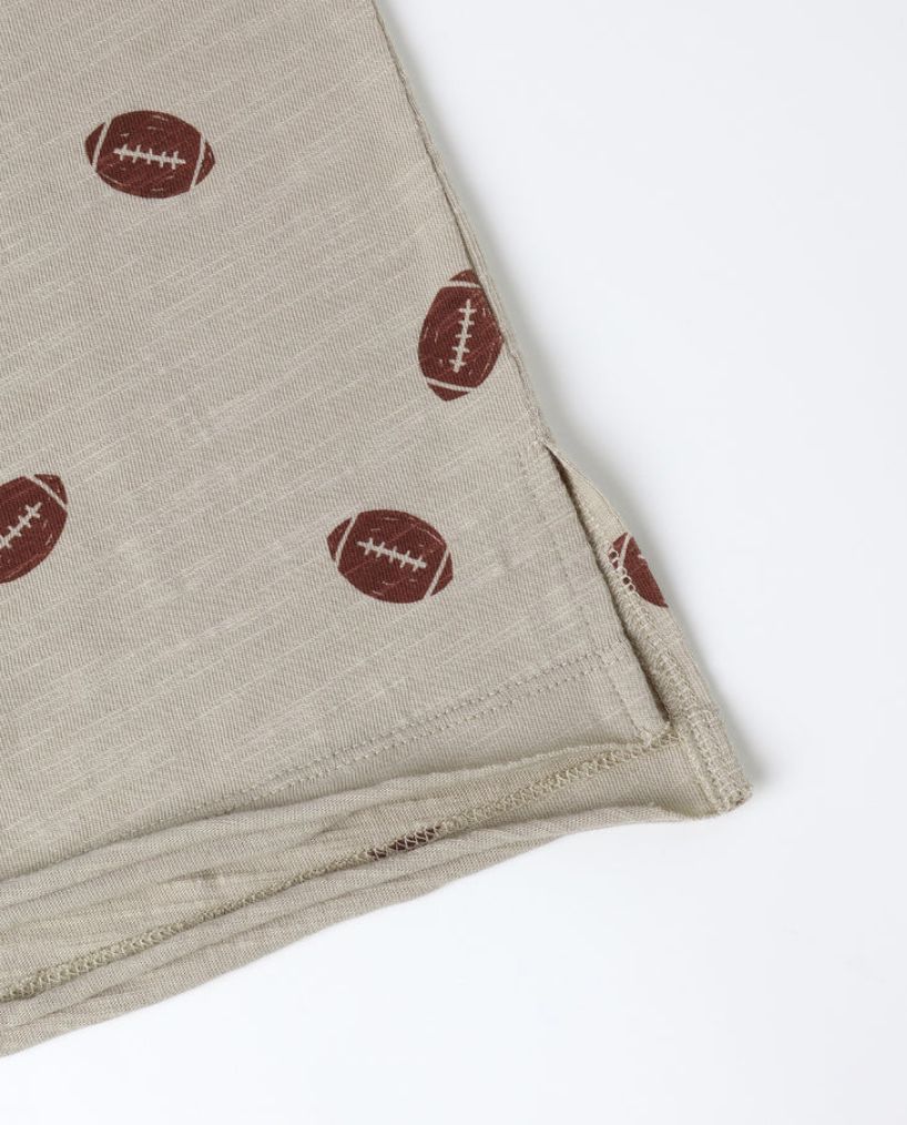 RAW EDGE TEE || FOOTBALLS