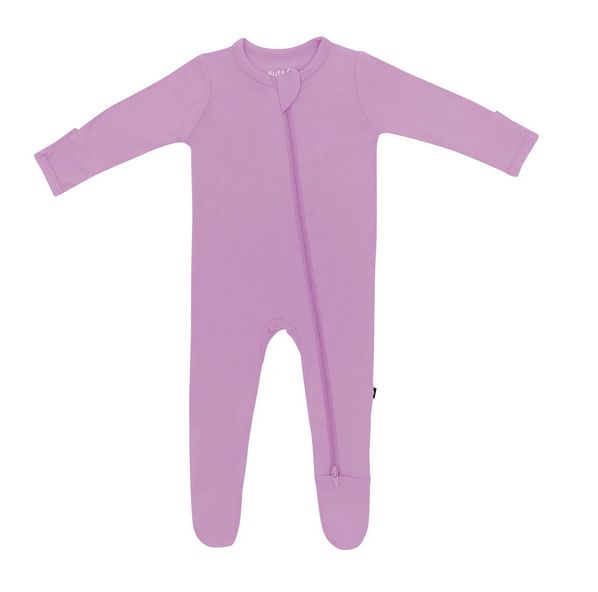 zippered footie- poi