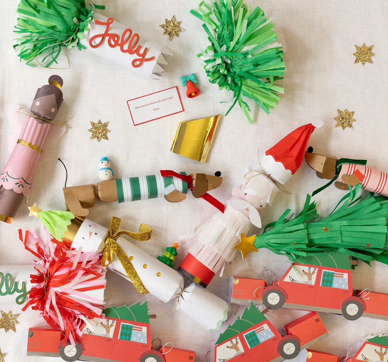 jolly holly fringe crackers