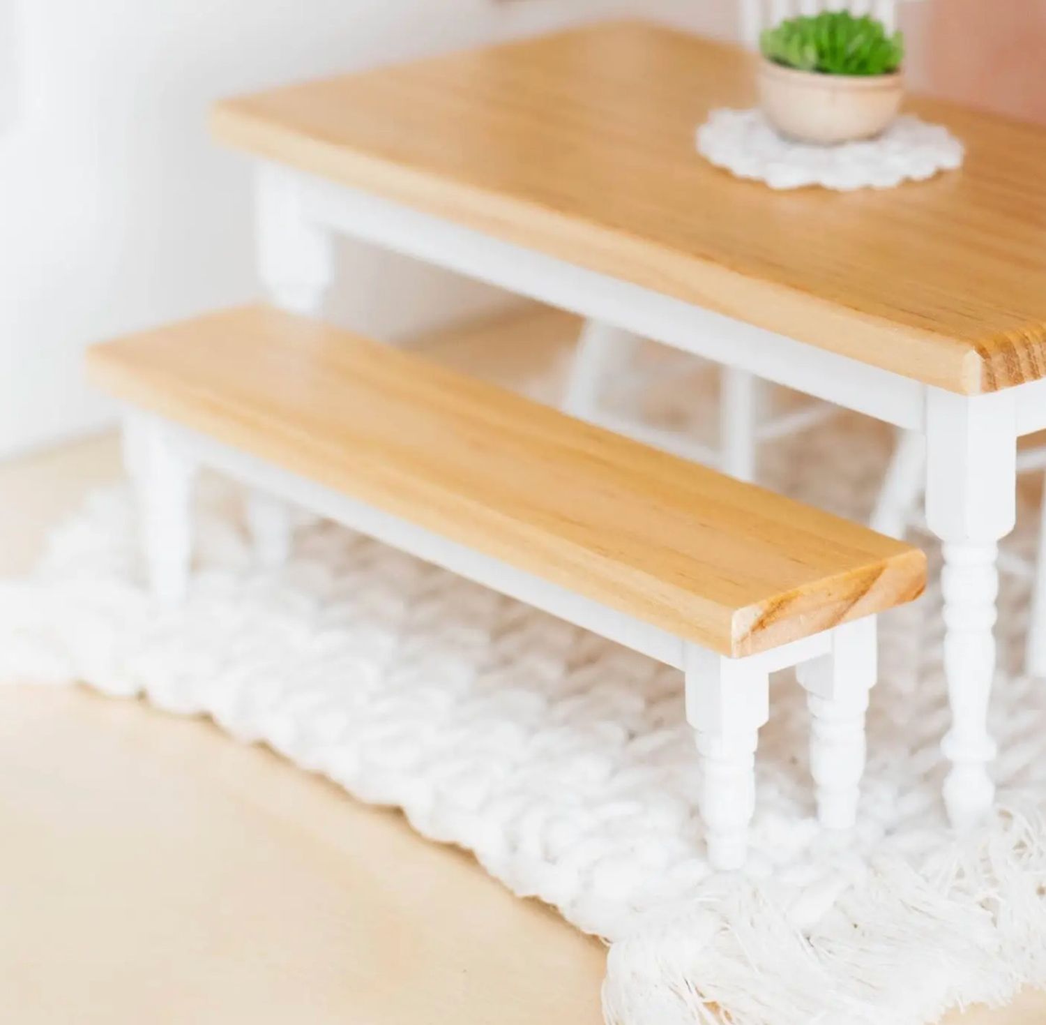 classic bench seat- natural/white