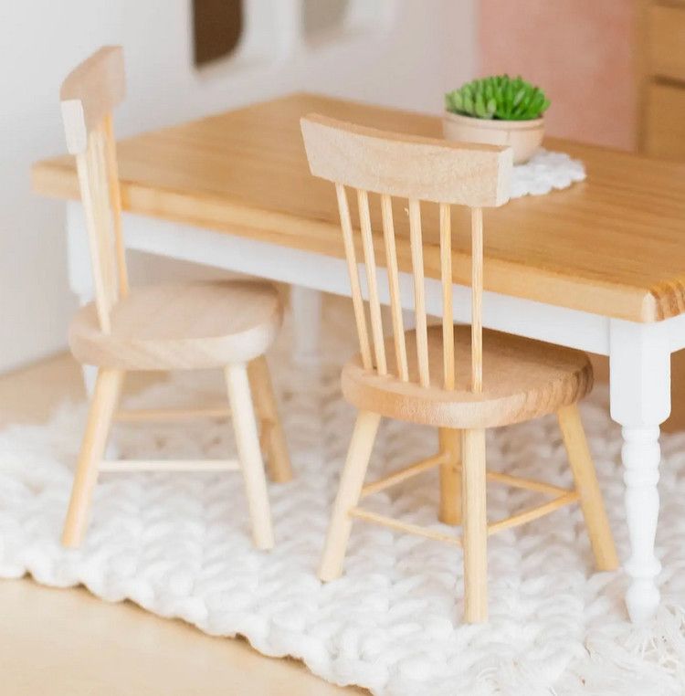 classic windsor dining chair- natural