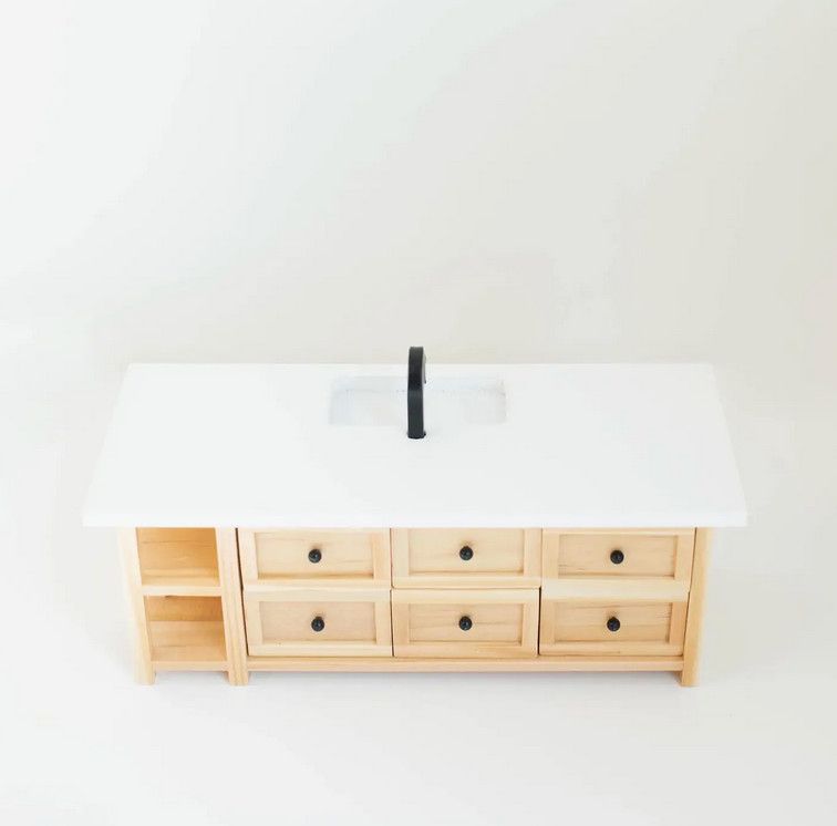 farm style island w/ drawers