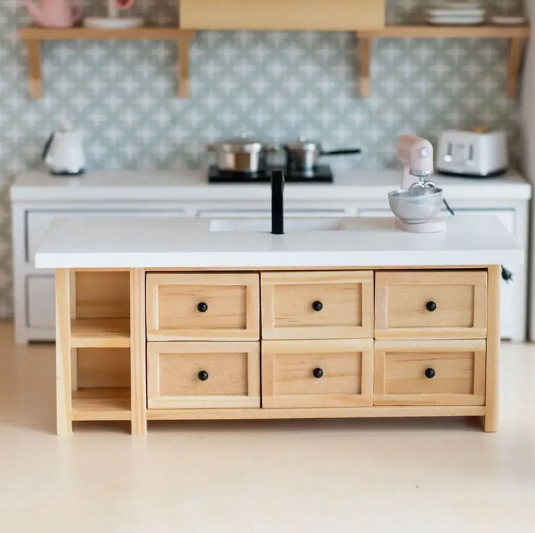 farm style island w/ drawers