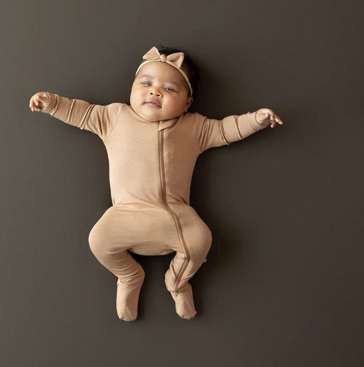 zippered footie- latte