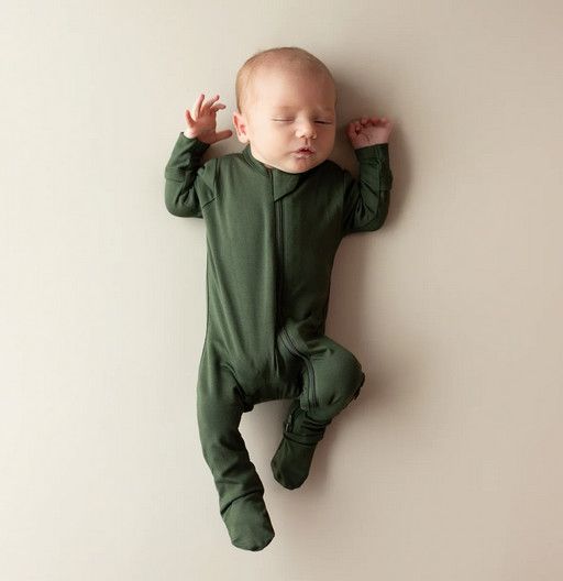 zippered footie- fir