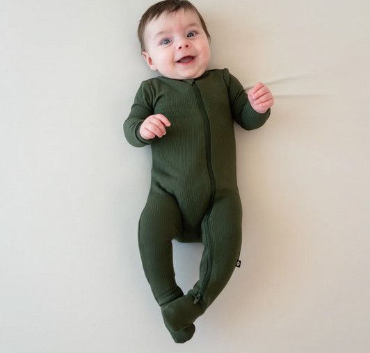 ribbed zipper footie- fir